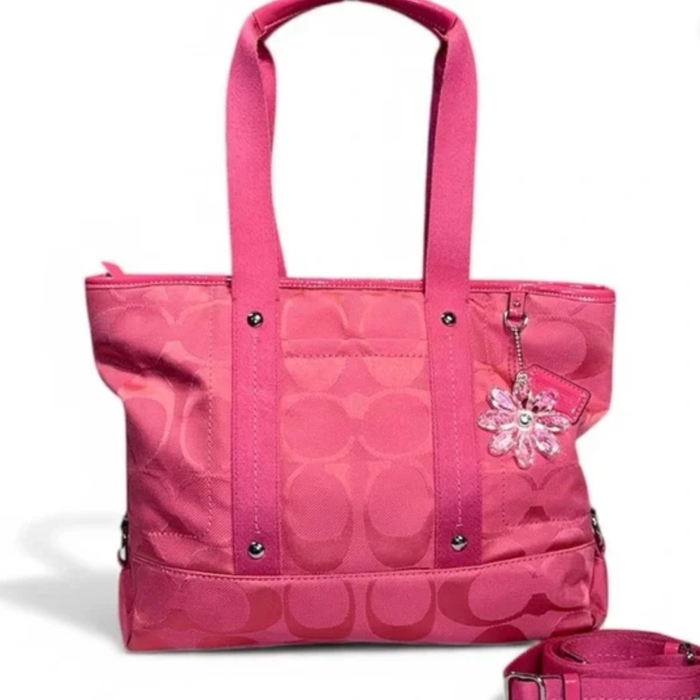 Coach LIKE NEW! Kyra Daisy Hot Pink Tote with Floral Accent Daisy Hangtag